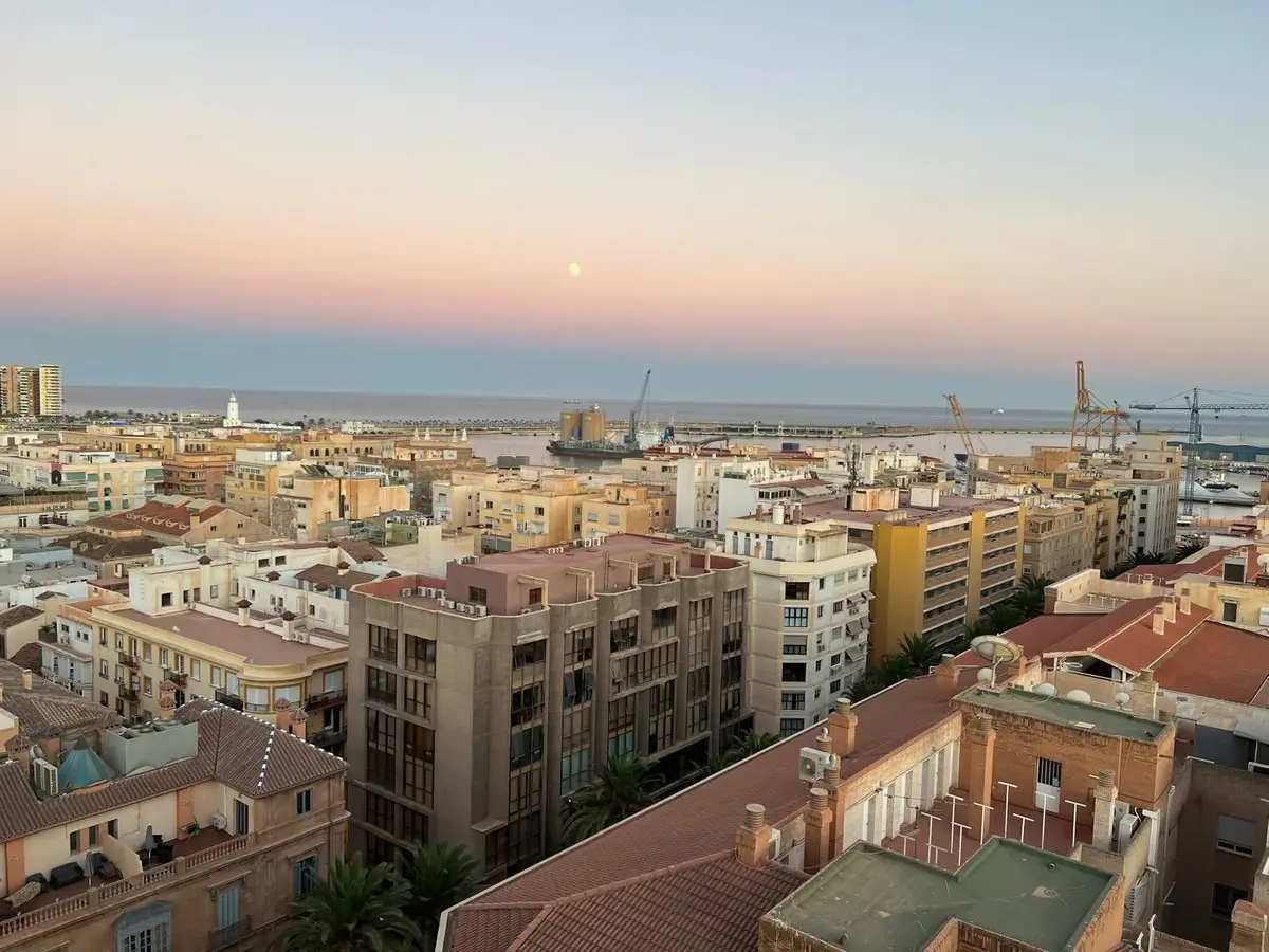 Middle Floor Apartment for sale in Málaga Centro — photo 1