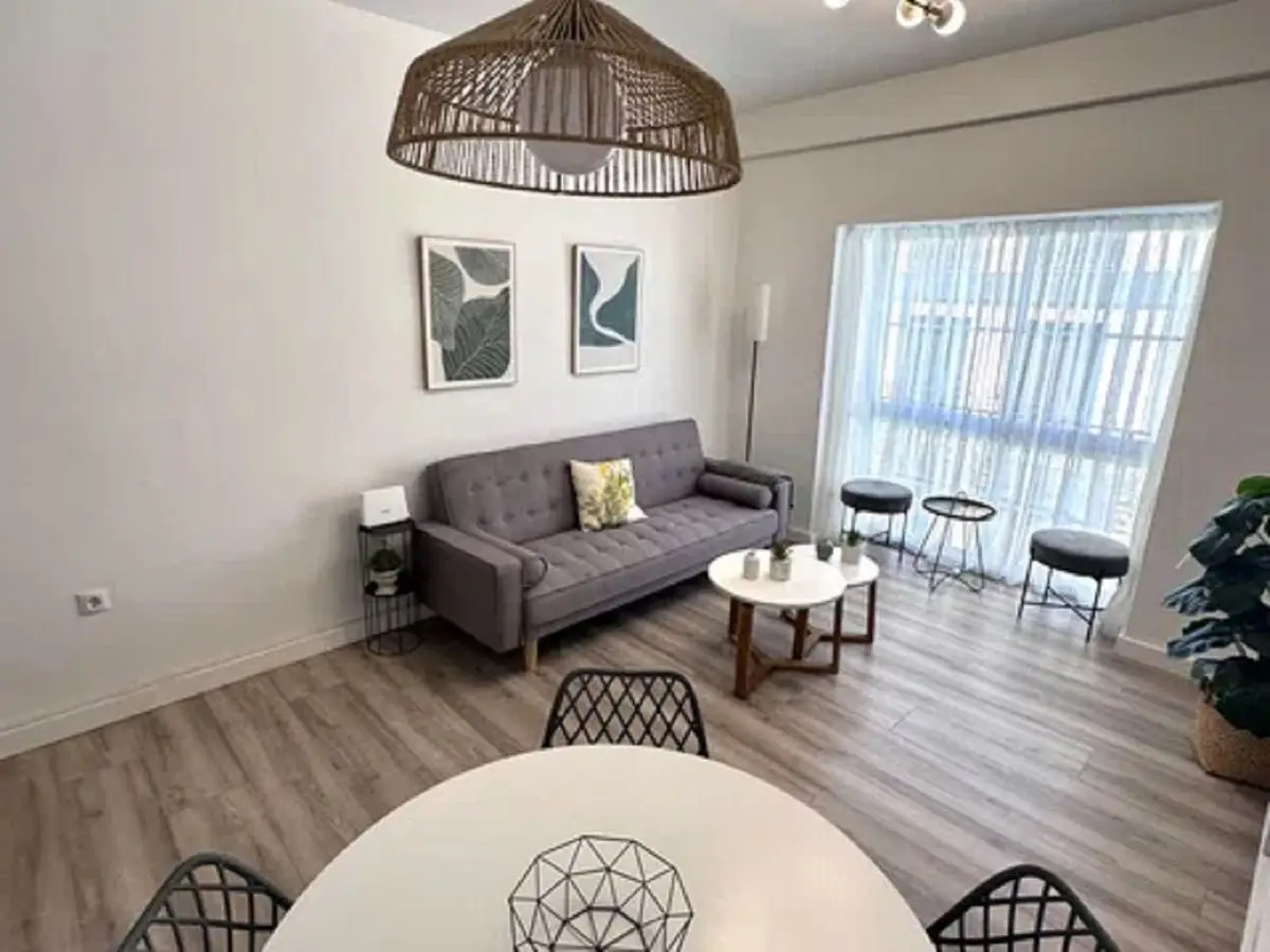 Middle Floor Apartment for sale in Málaga Centro — photo 1