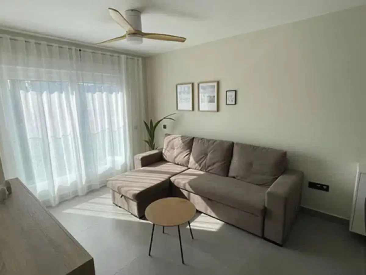 Middle Floor Apartment for sale in Las Lagunas — photo 1