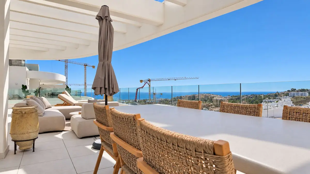 Penthouse for sale in La Cala de Mijas — photo 1