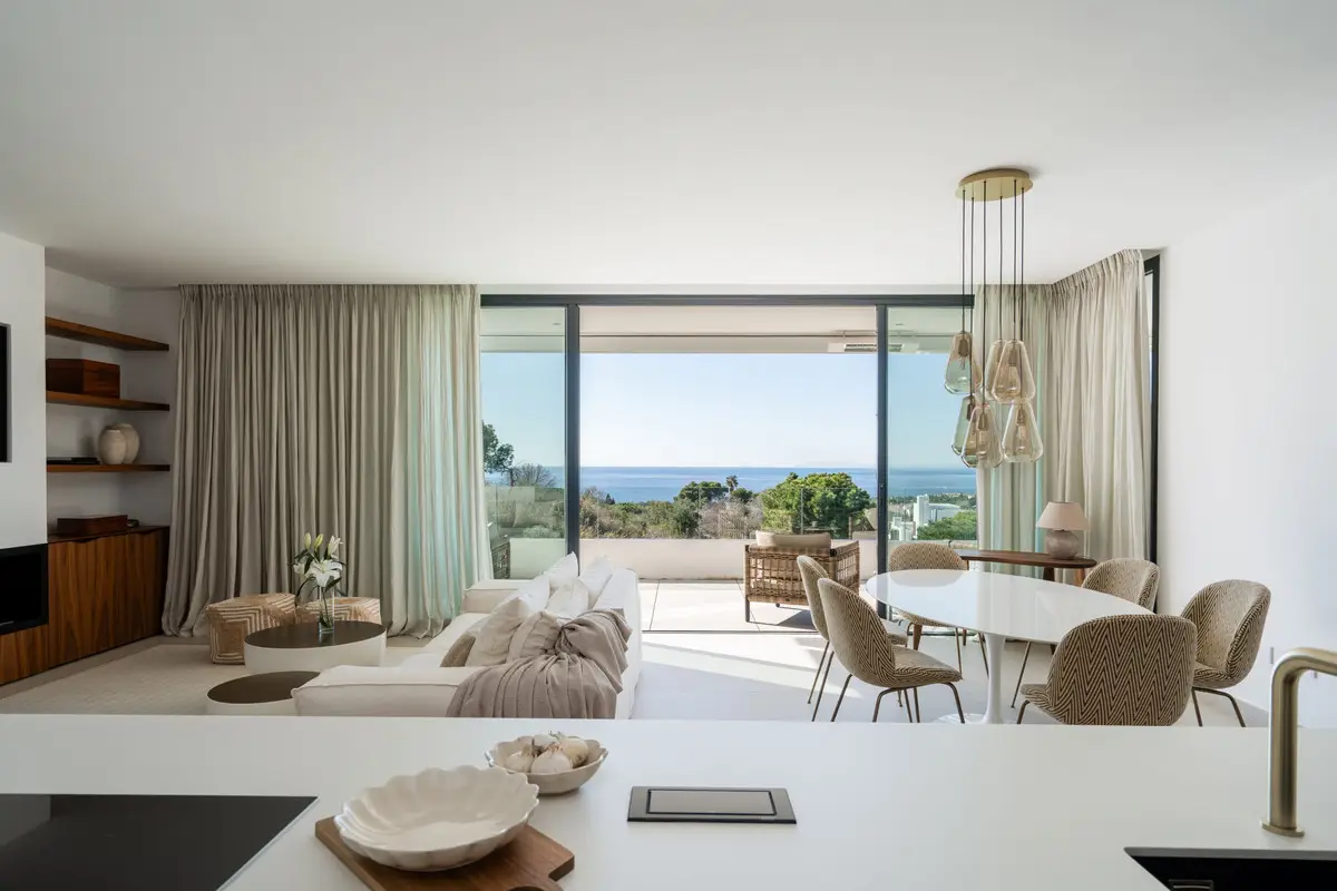 Middle Floor Apartment for sale in Marbella — photo 1