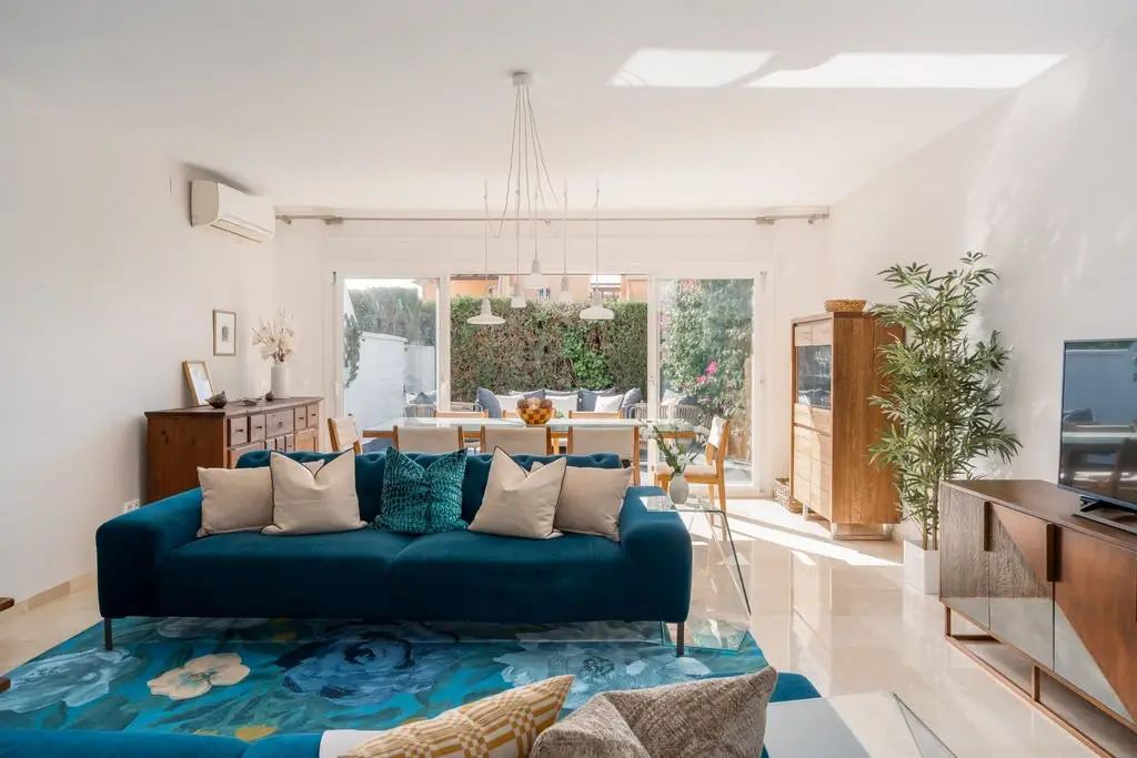 Townhouse for sale in Marbella — photo 1