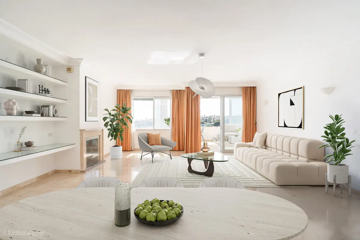 Middle Floor Apartment for sale in Marbella — photo 1