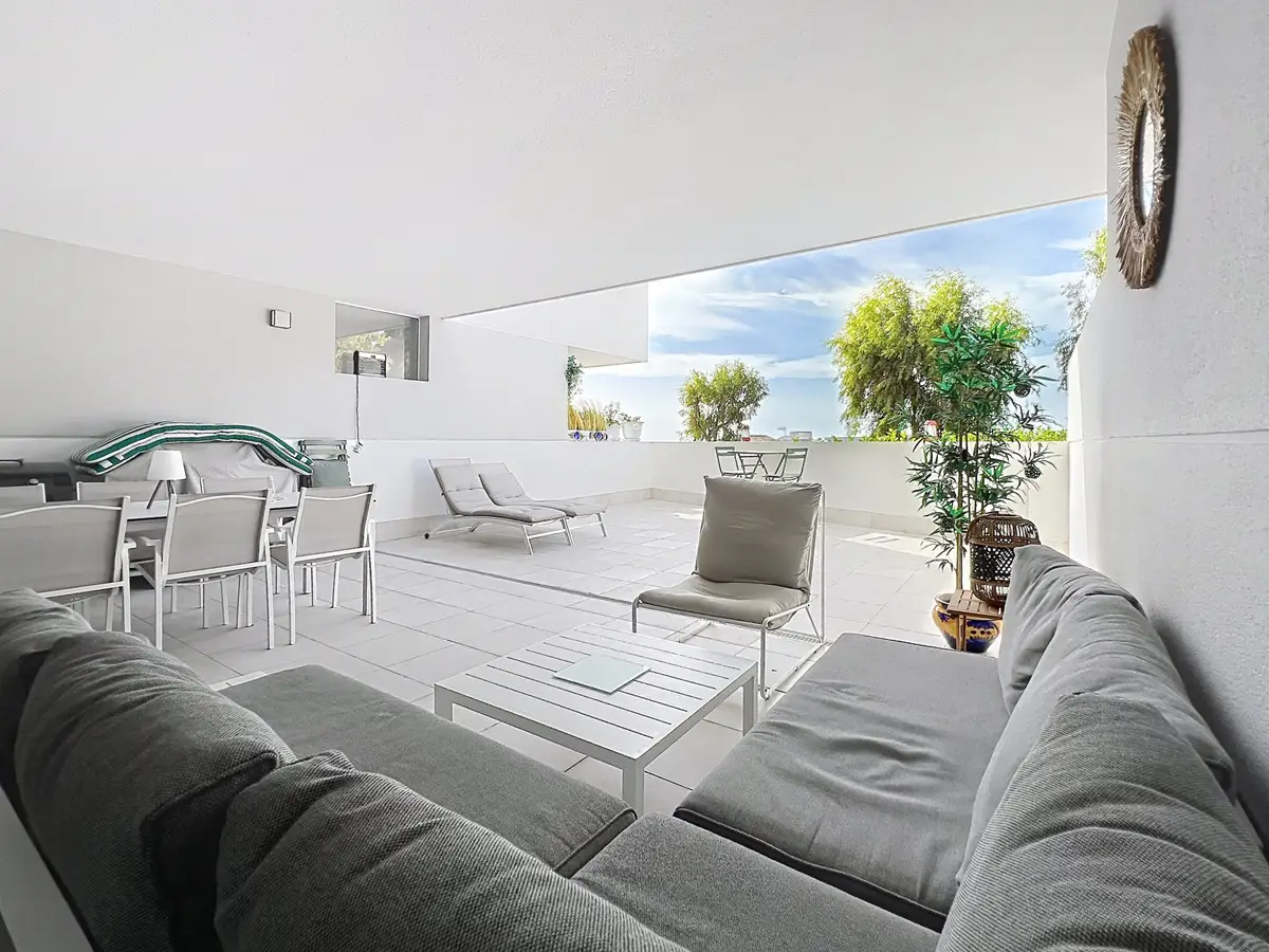 Ground Floor Apartment for sale in Manilva — photo 1