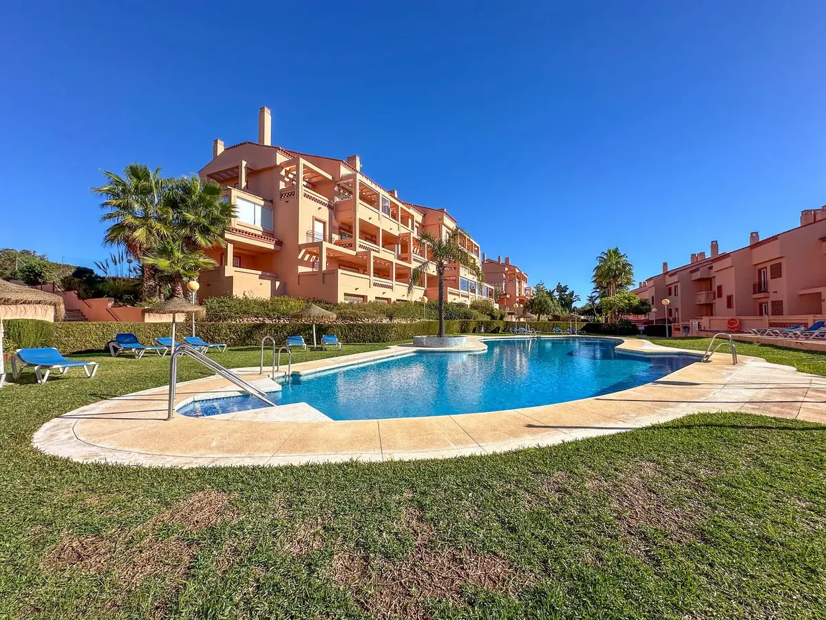 Ground Floor Apartment for sale in El Faro — photo 1