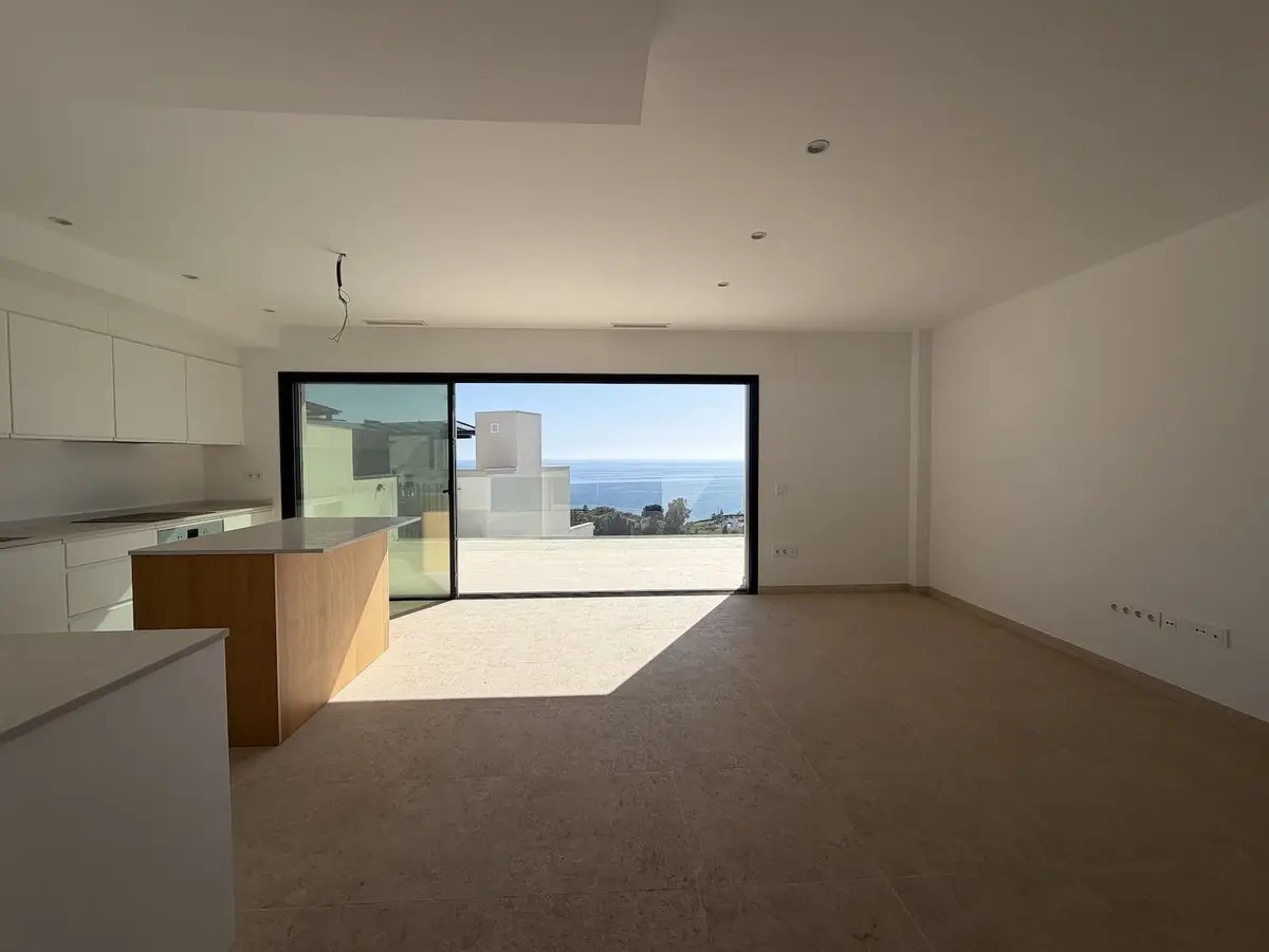 Townhouse for sale in Torrox Costa — photo 1