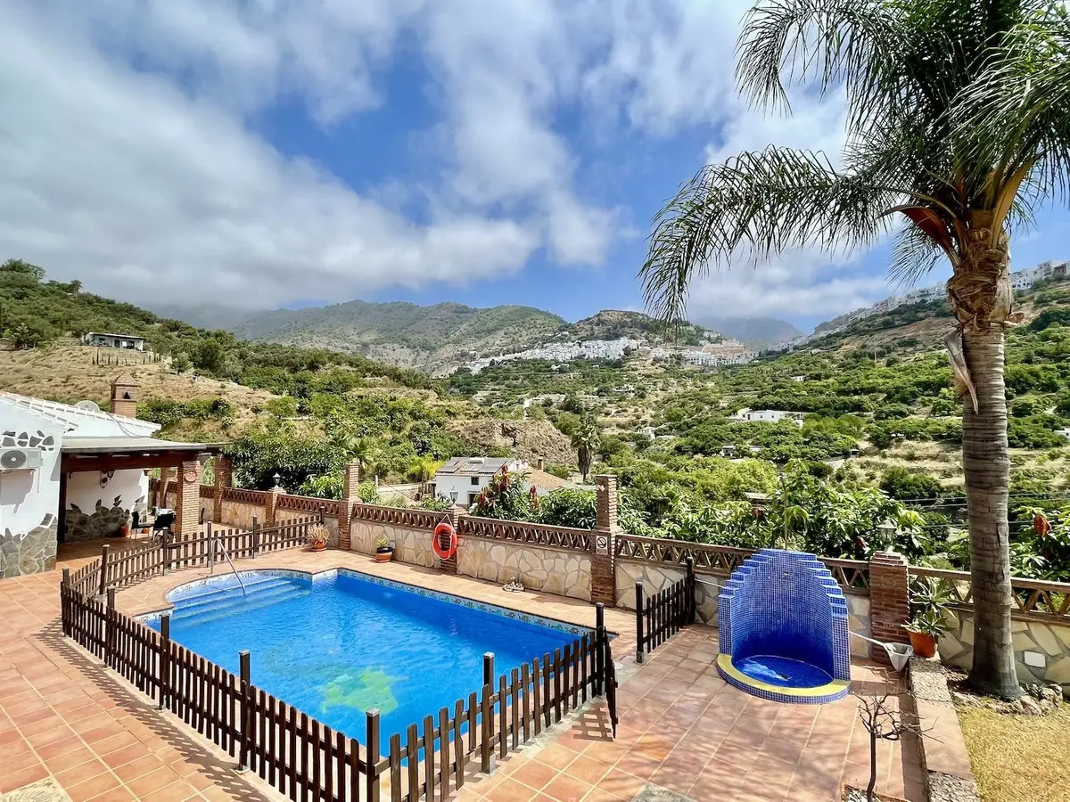 Detached Villa for sale in Frigiliana — photo 1
