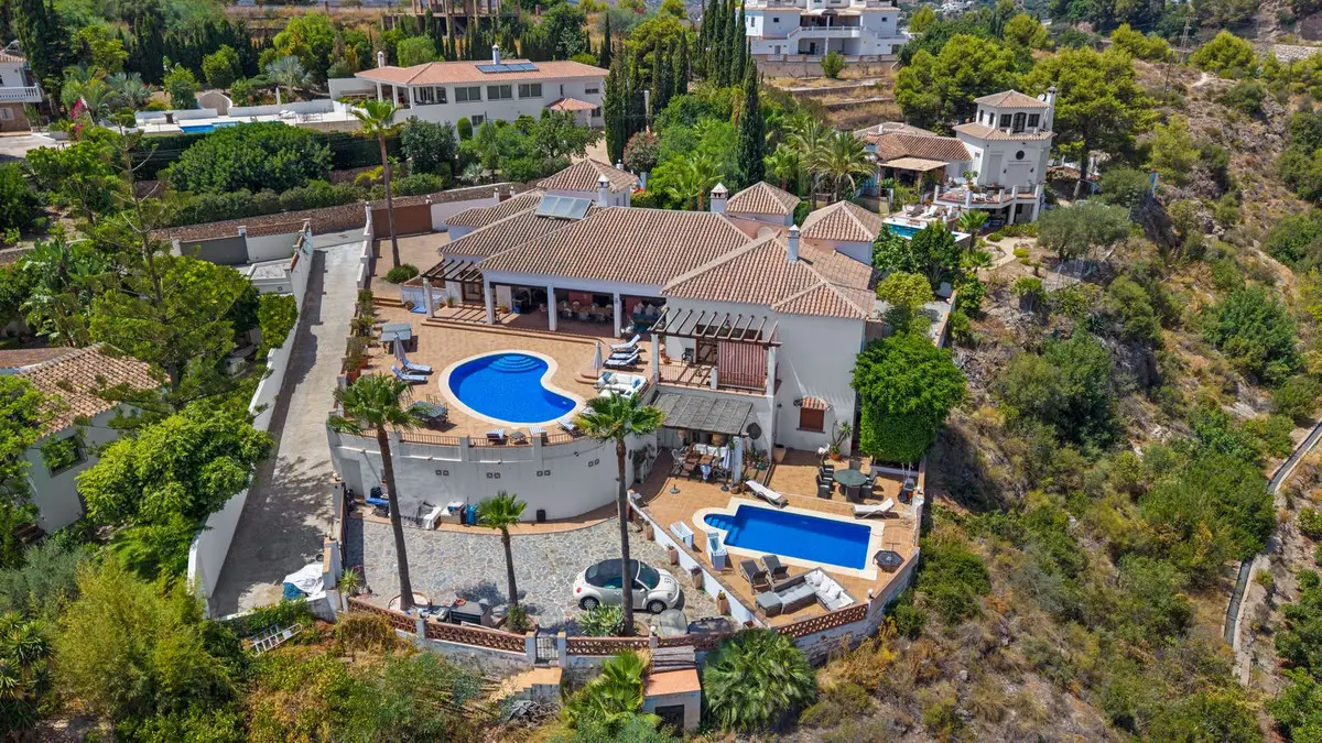 Detached Villa for sale in Frigiliana — photo 1