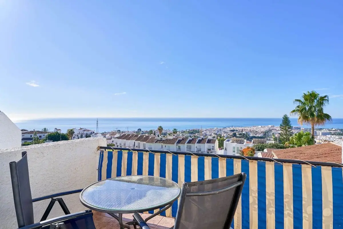 Top Floor Apartment for sale in Nerja — photo 1