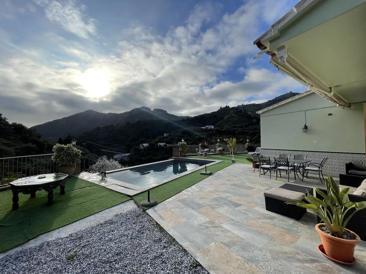 Detached Villa for sale in Nerja — photo 1