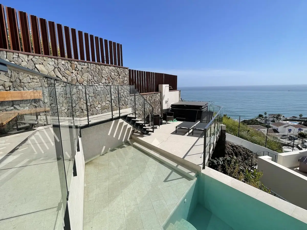 Detached Villa for sale in Torrox Costa — photo 1