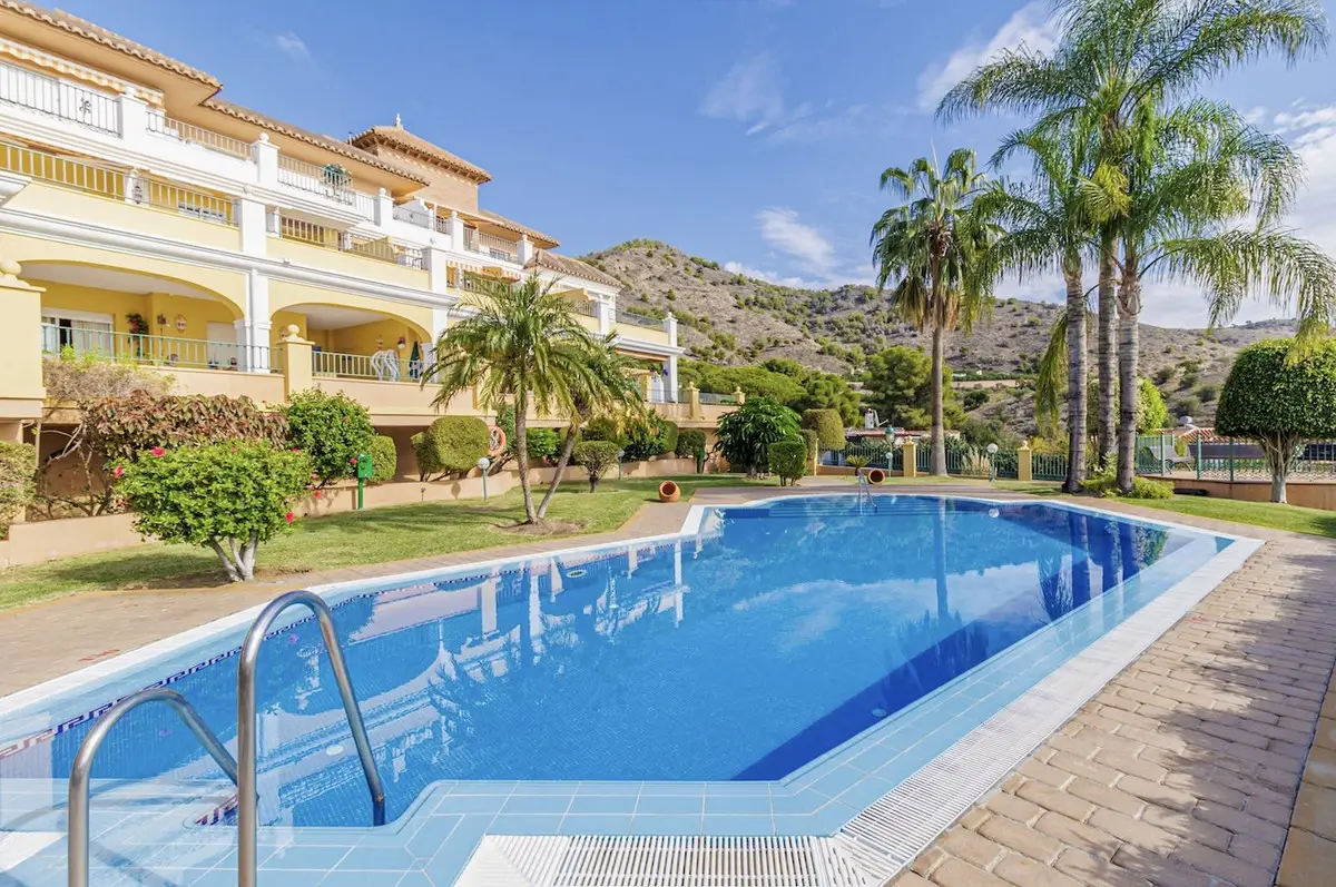 Middle Floor Apartment for sale in Nerja — photo 1