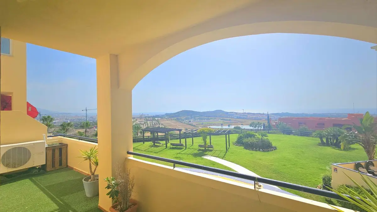 Middle Floor Apartment for sale in Mijas — photo 1