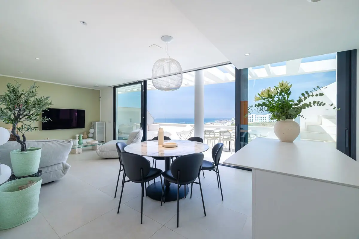 Penthouse for sale in Fuengirola — photo 1