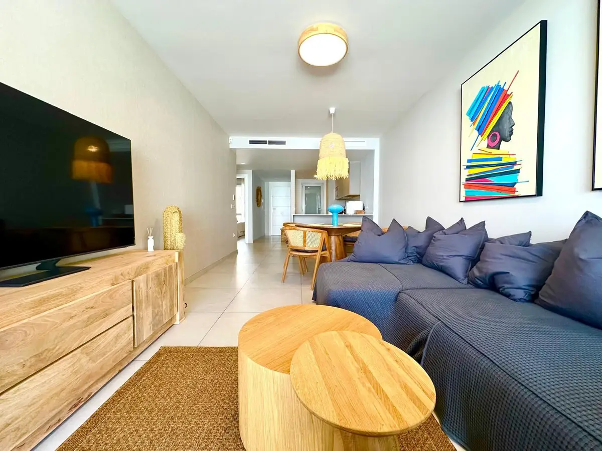 Ground Floor Apartment for sale in Elviria — photo 1