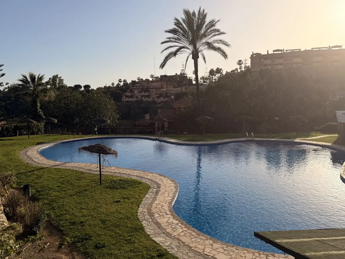 Middle Floor Apartment for sale in Reserva de Marbella — photo 1
