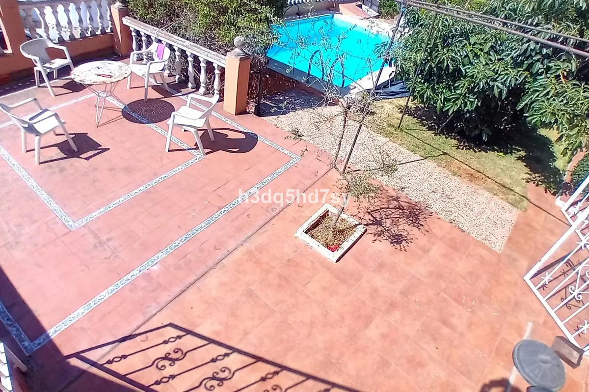 Detached Villa for sale in Calypso — photo 1