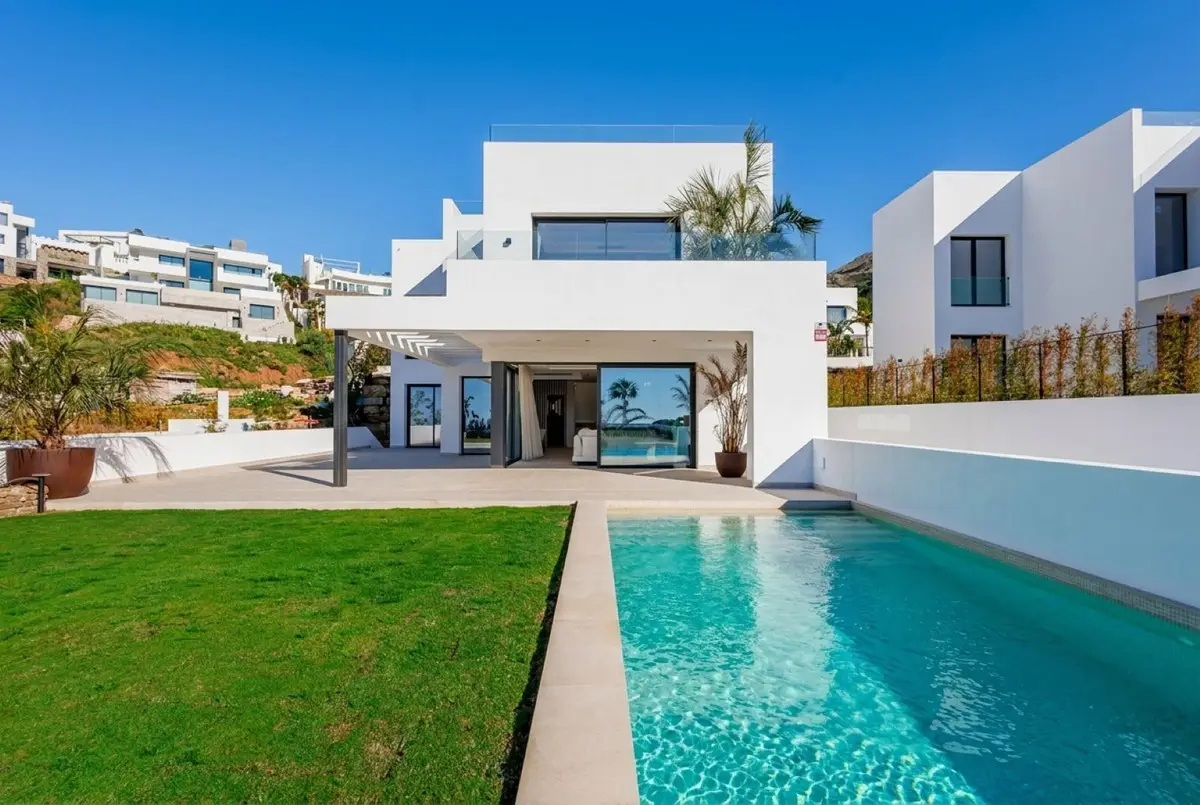 Detached Villa for sale in Mijas — photo 1
