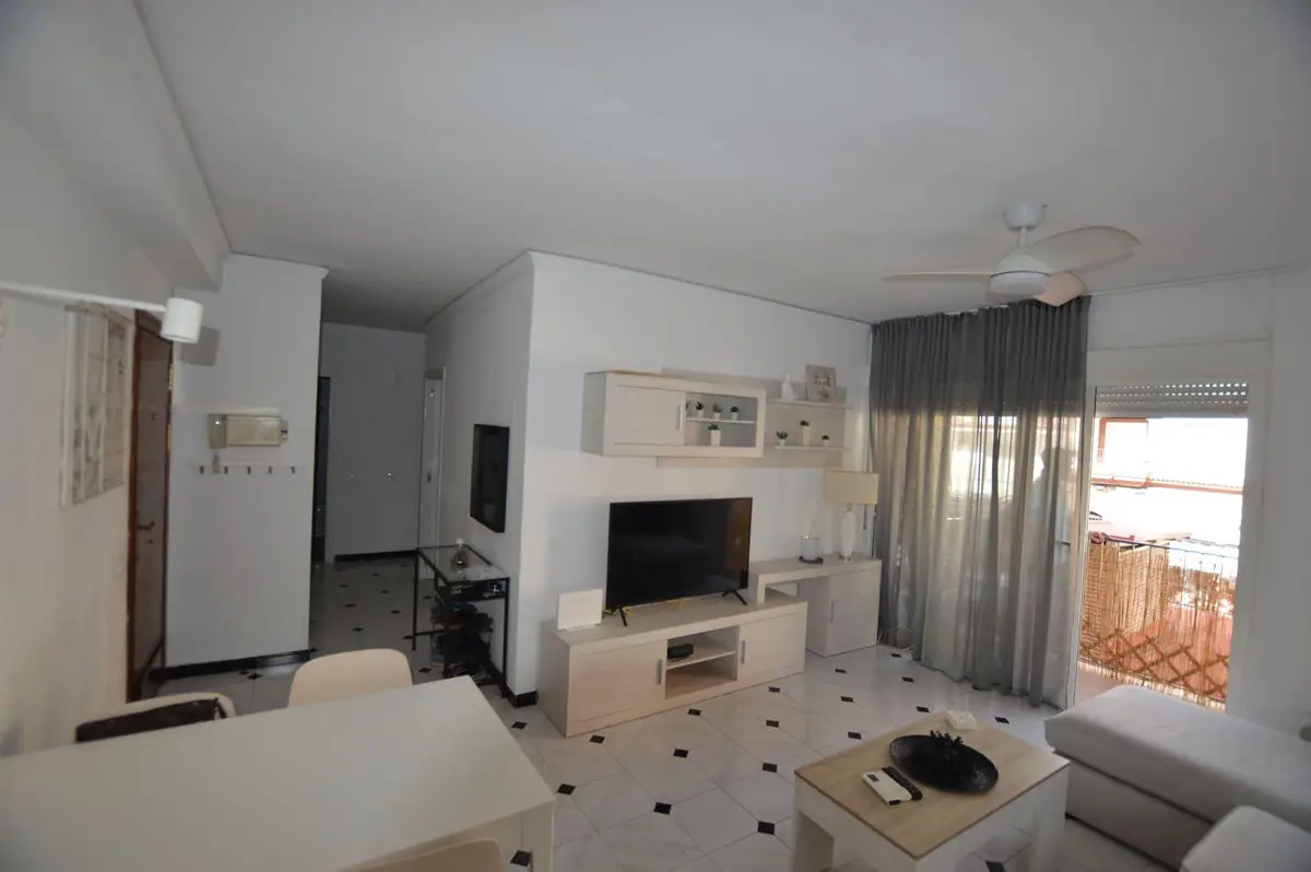 Middle Floor Apartment for sale in Los Boliches — photo 1