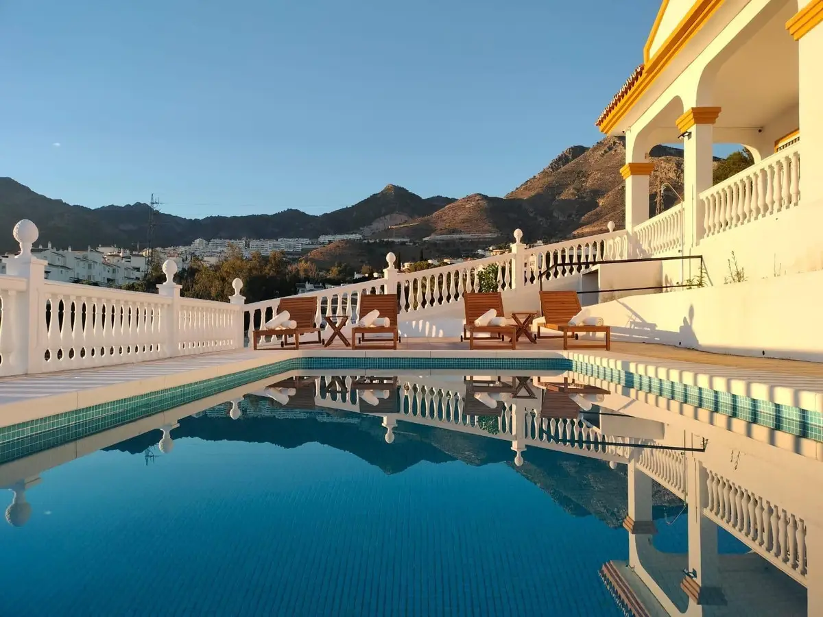 Detached Villa for sale in Benalmadena — photo 1