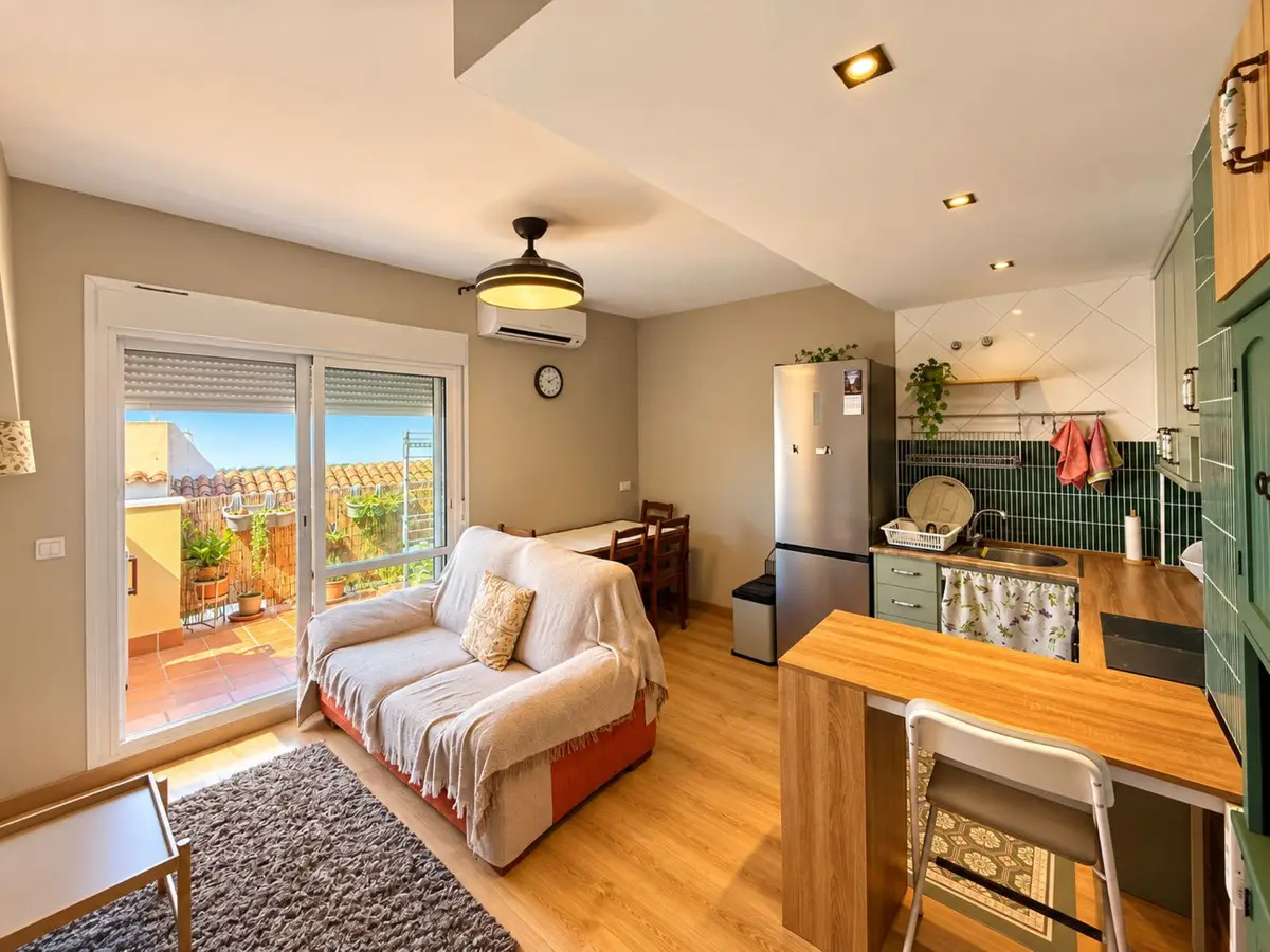Top Floor Apartment for sale in Las Lagunas — photo 1