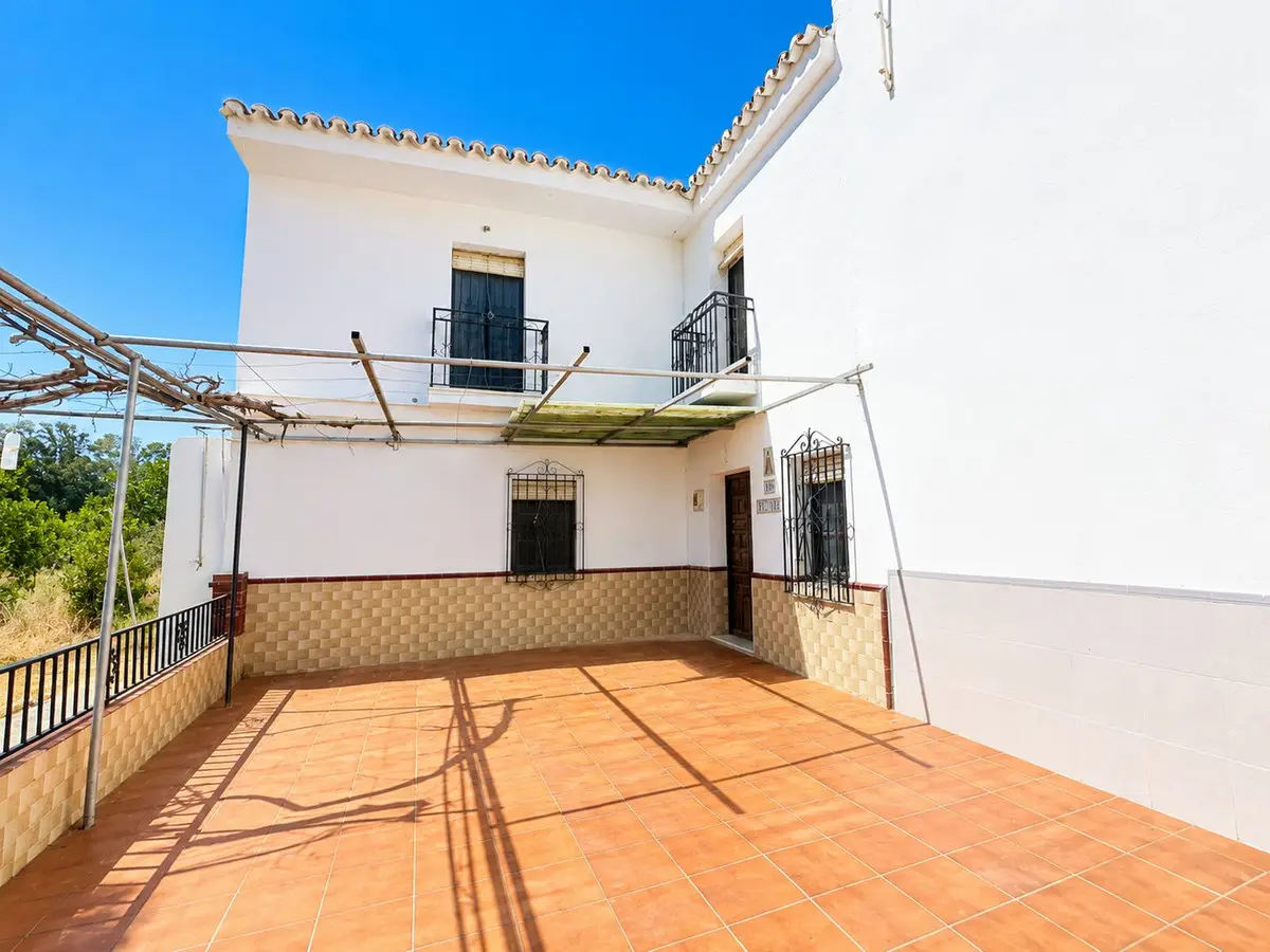 Semi-Detached House for sale in Pizarra — photo 1