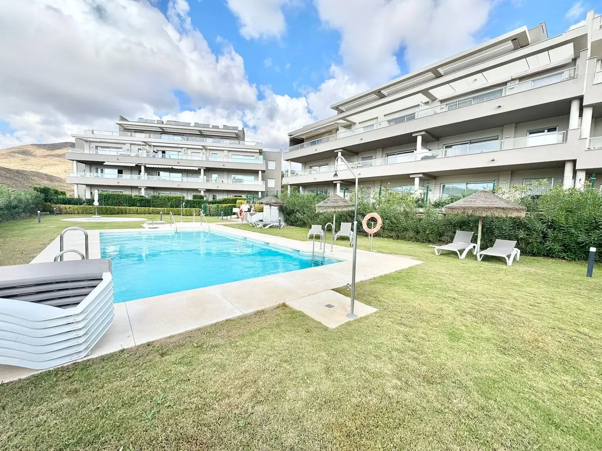 Middle Floor Apartment for sale in La Cala Golf — photo 1