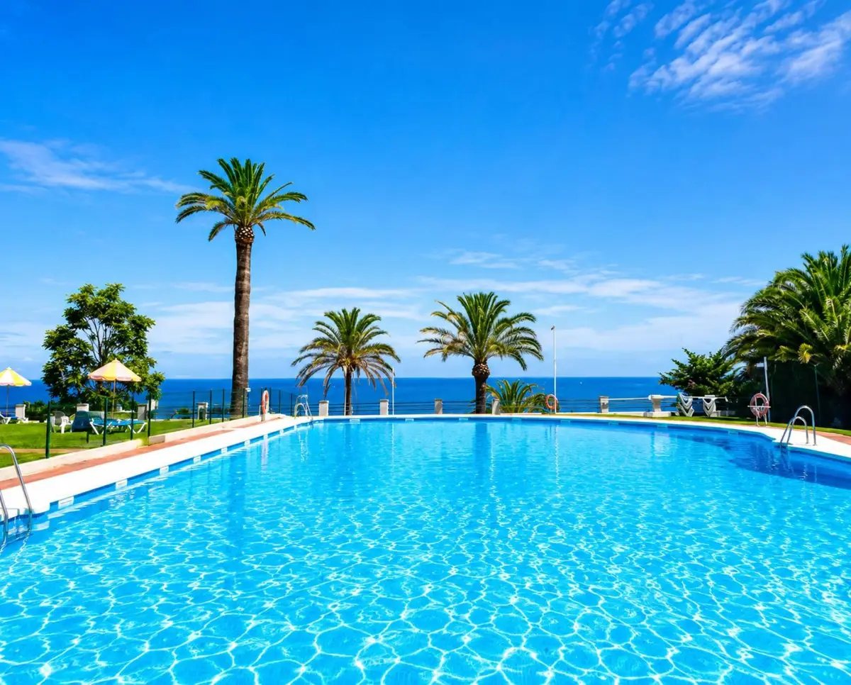 Middle Floor Apartment for sale in Torremolinos Centro — photo 1