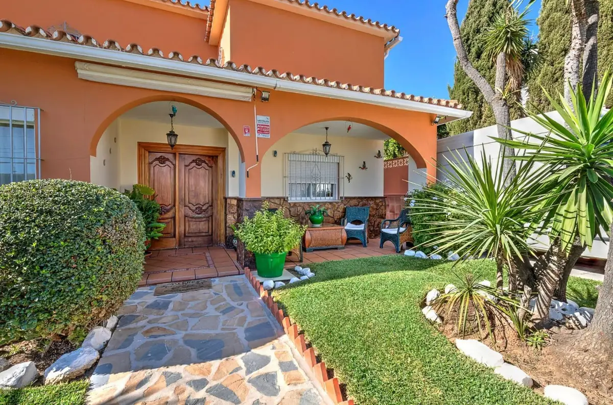 Detached Villa for sale in Mijas — photo 1