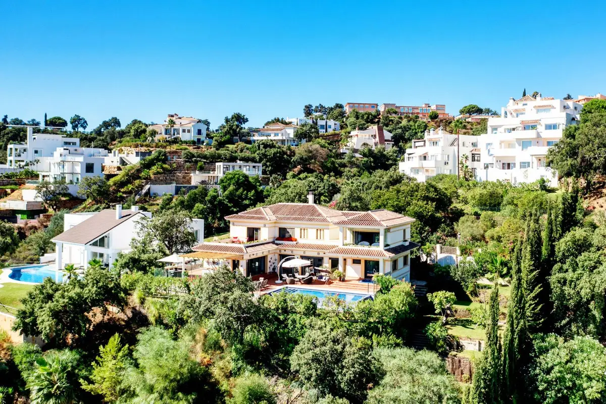 Detached Villa for sale in La Mairena — photo 1