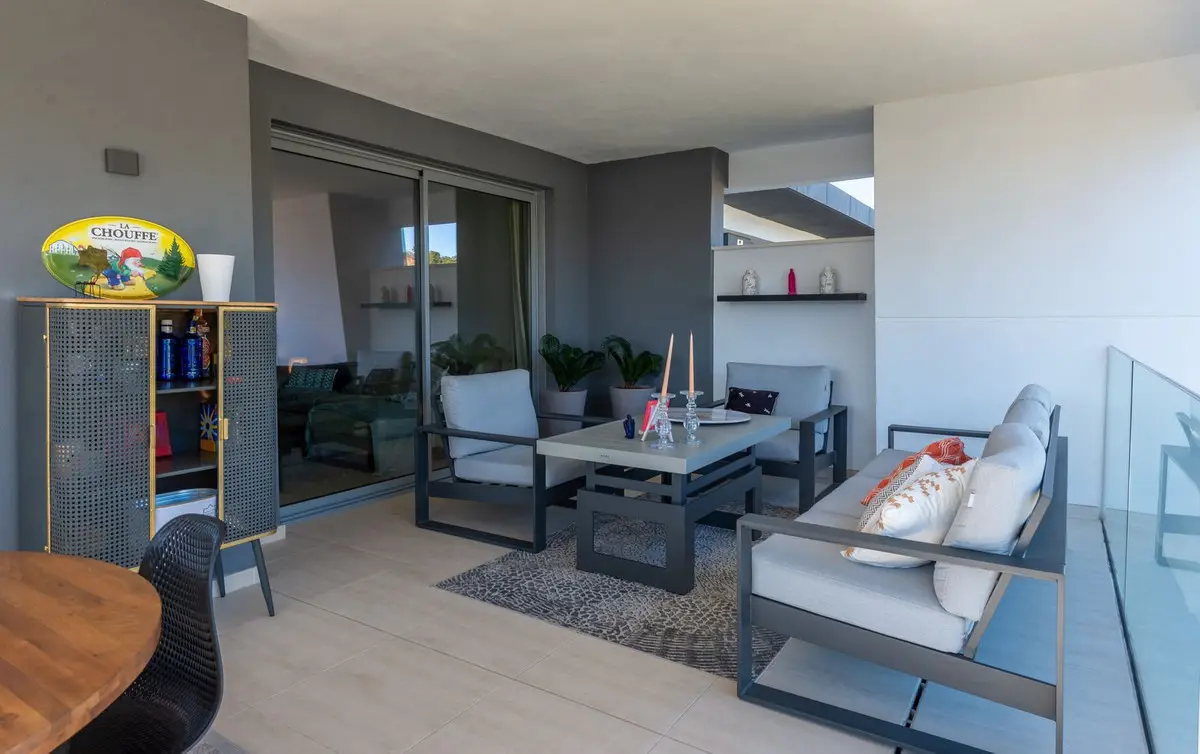 Middle Floor Apartment for sale in Selwo — photo 1