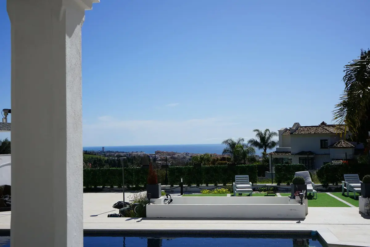 Detached Villa for sale in Marbella — photo 1