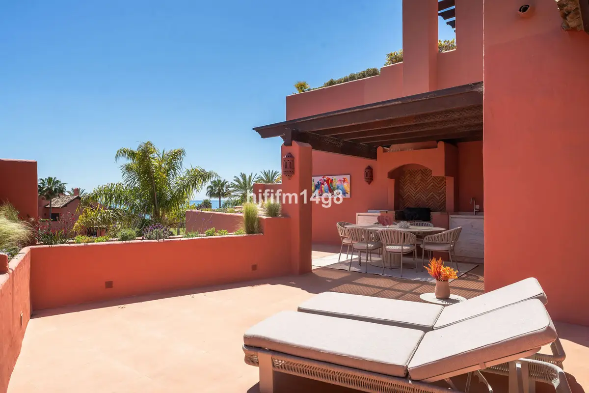Penthouse Duplex for sale in Estepona — photo 1