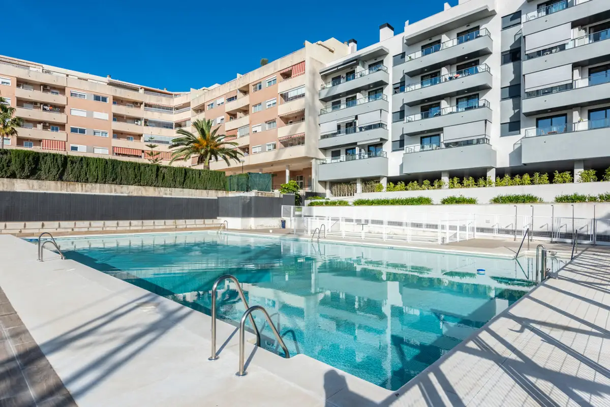Middle Floor Apartment for sale in Las Lagunas — photo 1