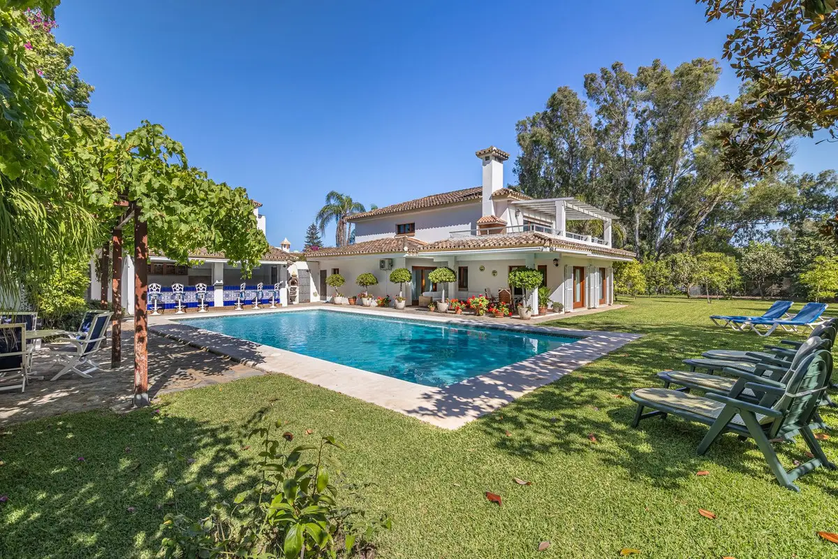 Detached Villa for sale in New Golden Mile — photo 1