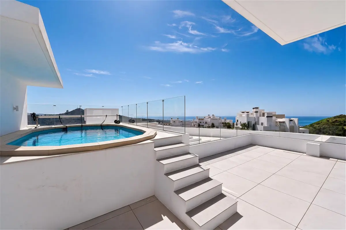 Penthouse Duplex for sale in Ojén — photo 1