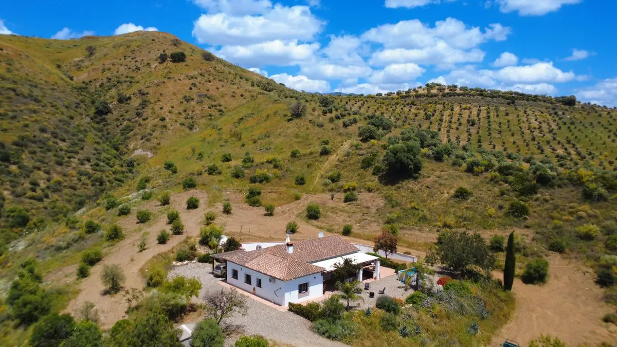 Detached Villa for sale in Alora — photo 1