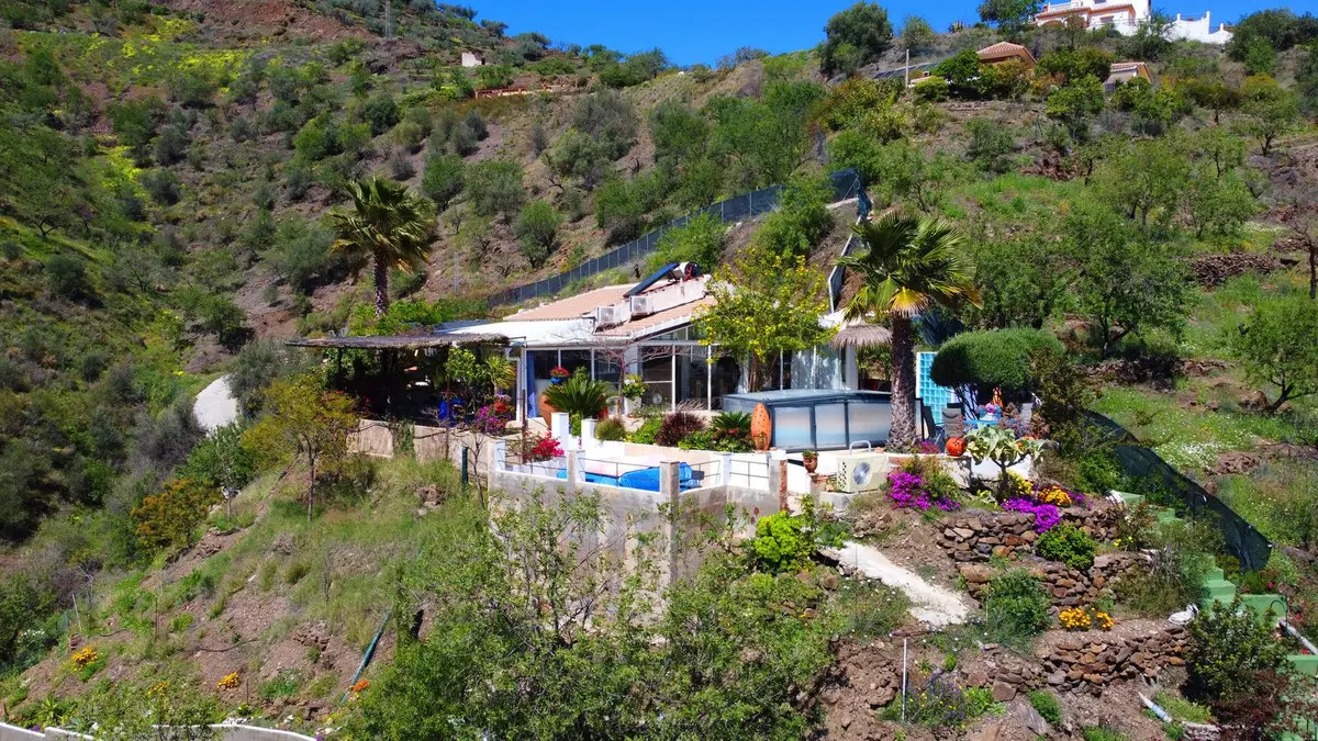 Detached Villa for sale in Arenas — photo 1