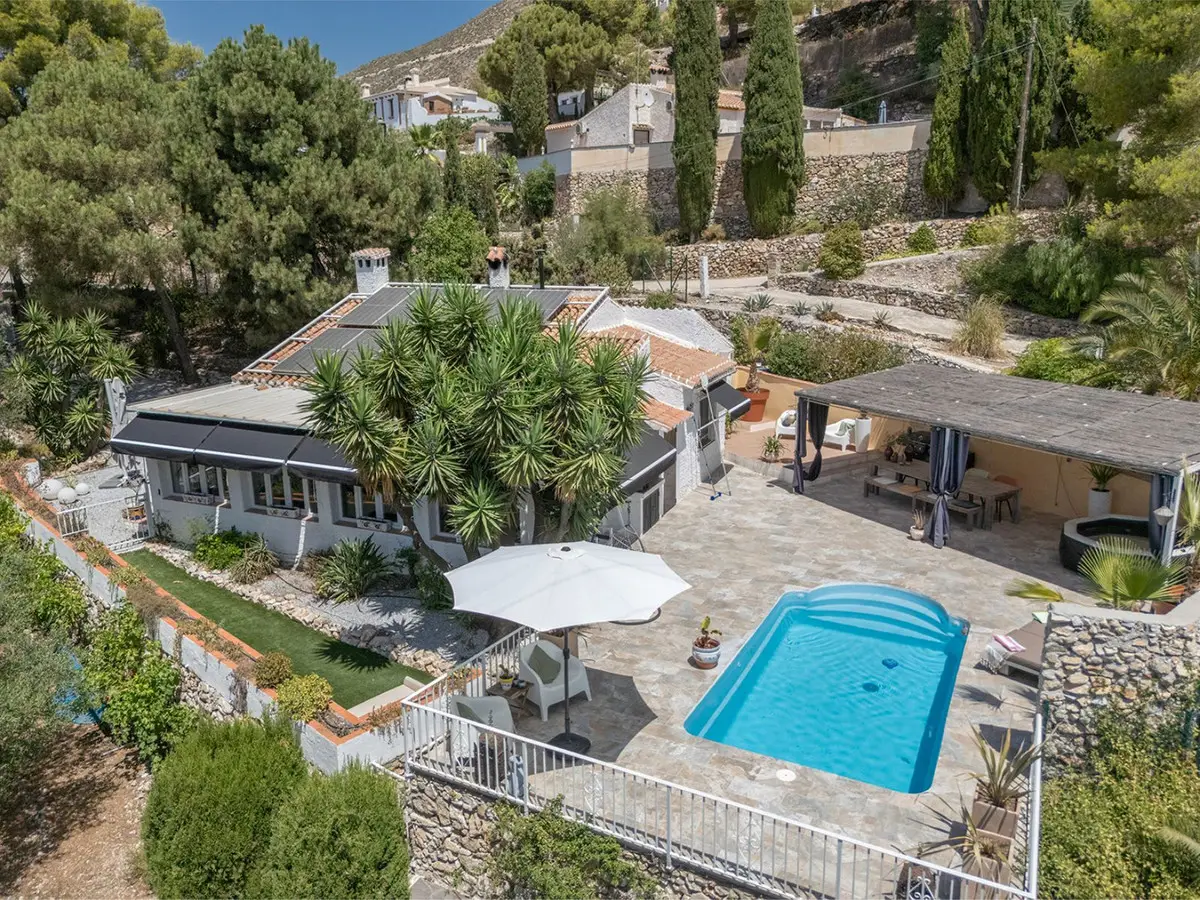 Detached Villa for sale in Cómpeta — photo 1