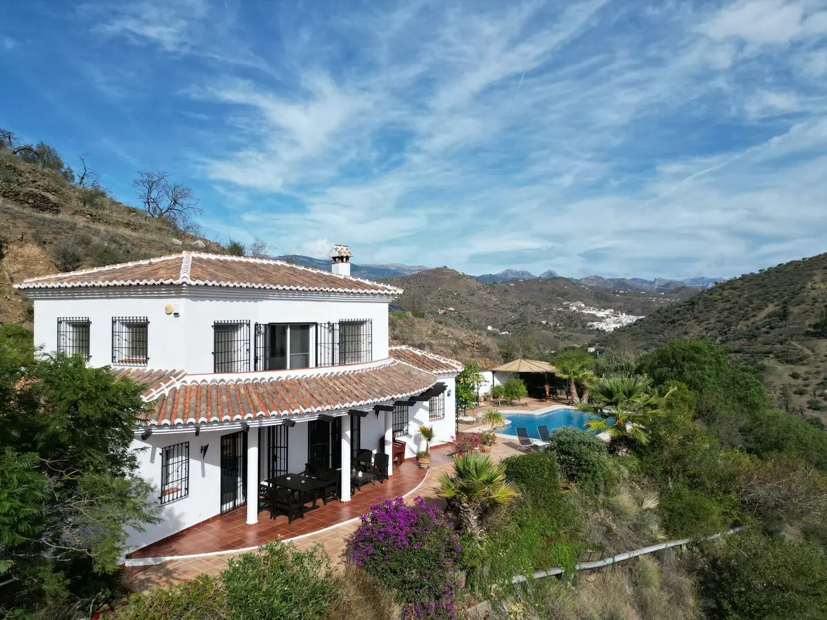 Detached Villa for sale in Arenas — photo 1