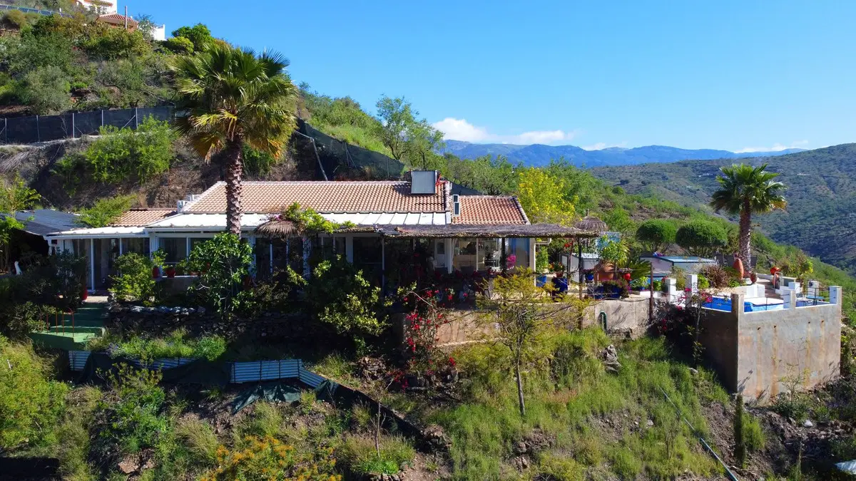 Detached Villa for sale in Arenas — photo 1
