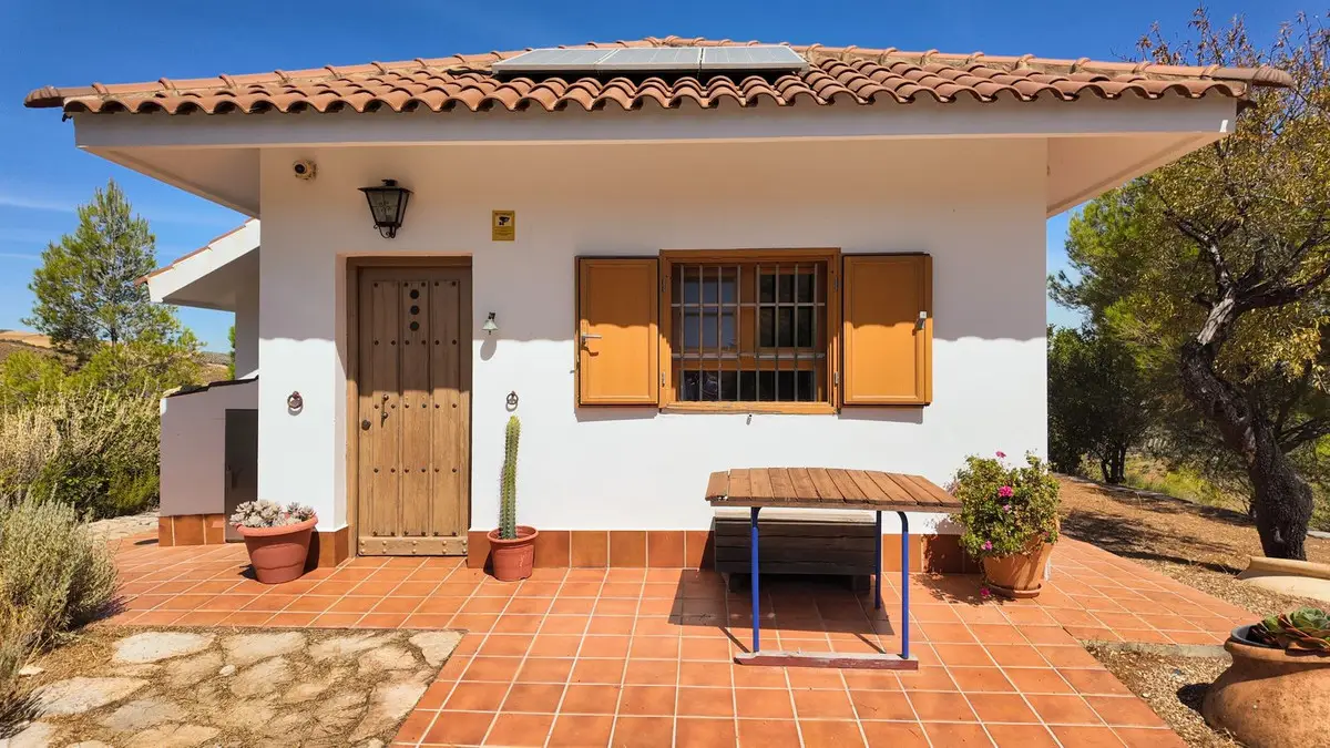 Finca - Cortijo for sale in Ardales — photo 1
