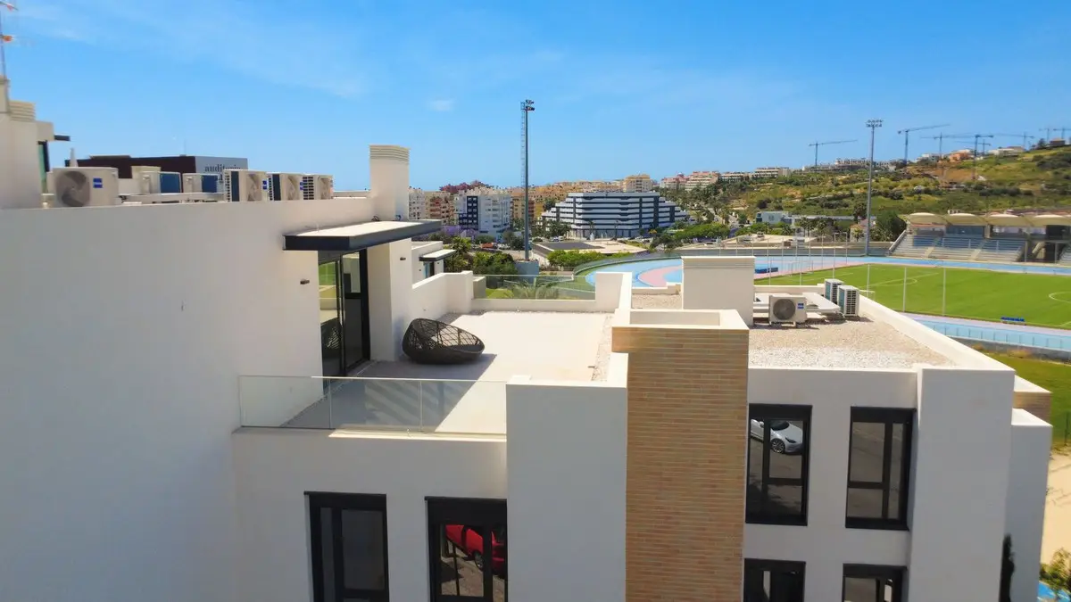 Top Floor Apartment for sale in Estepona — photo 1
