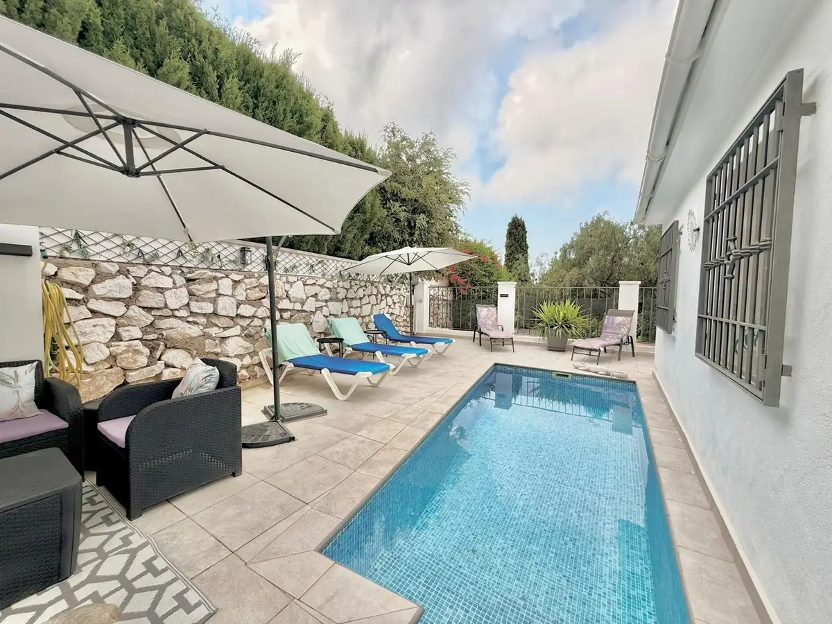 Detached Villa for sale in Benalmadena — photo 1