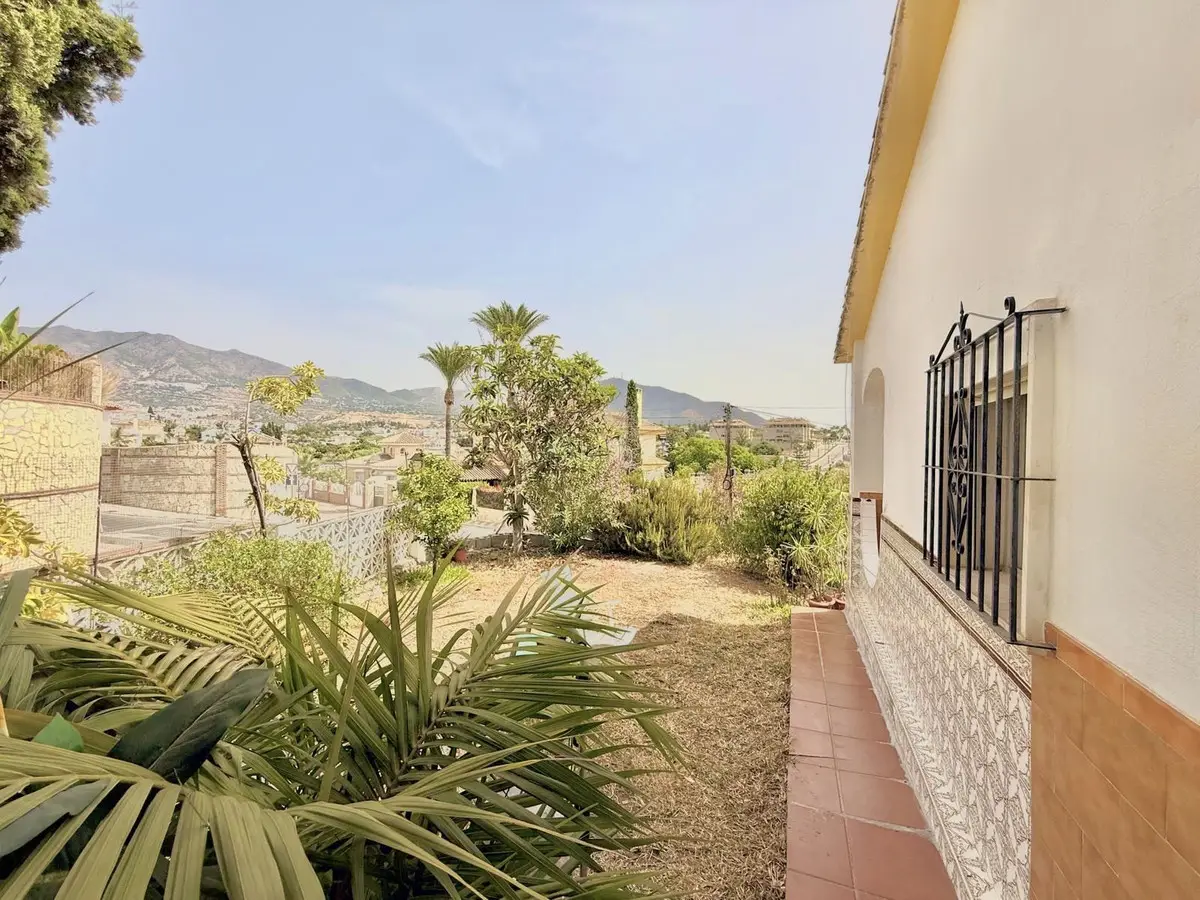 Detached Villa for sale in Mijas — photo 1