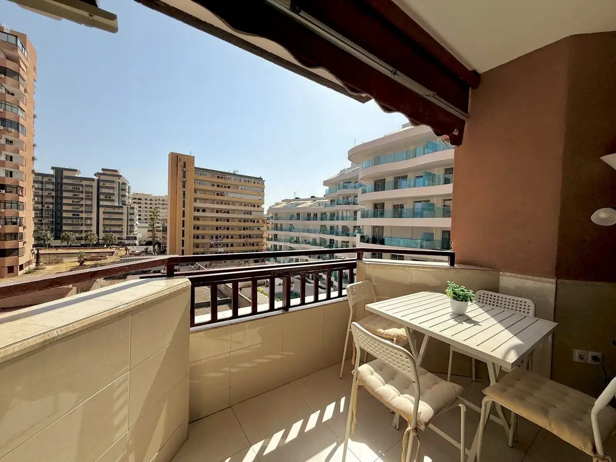 Middle Floor Studio for sale in Fuengirola — photo 1