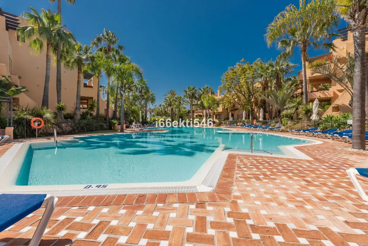 Penthouse for sale in San Pedro de Alcántara — photo 1