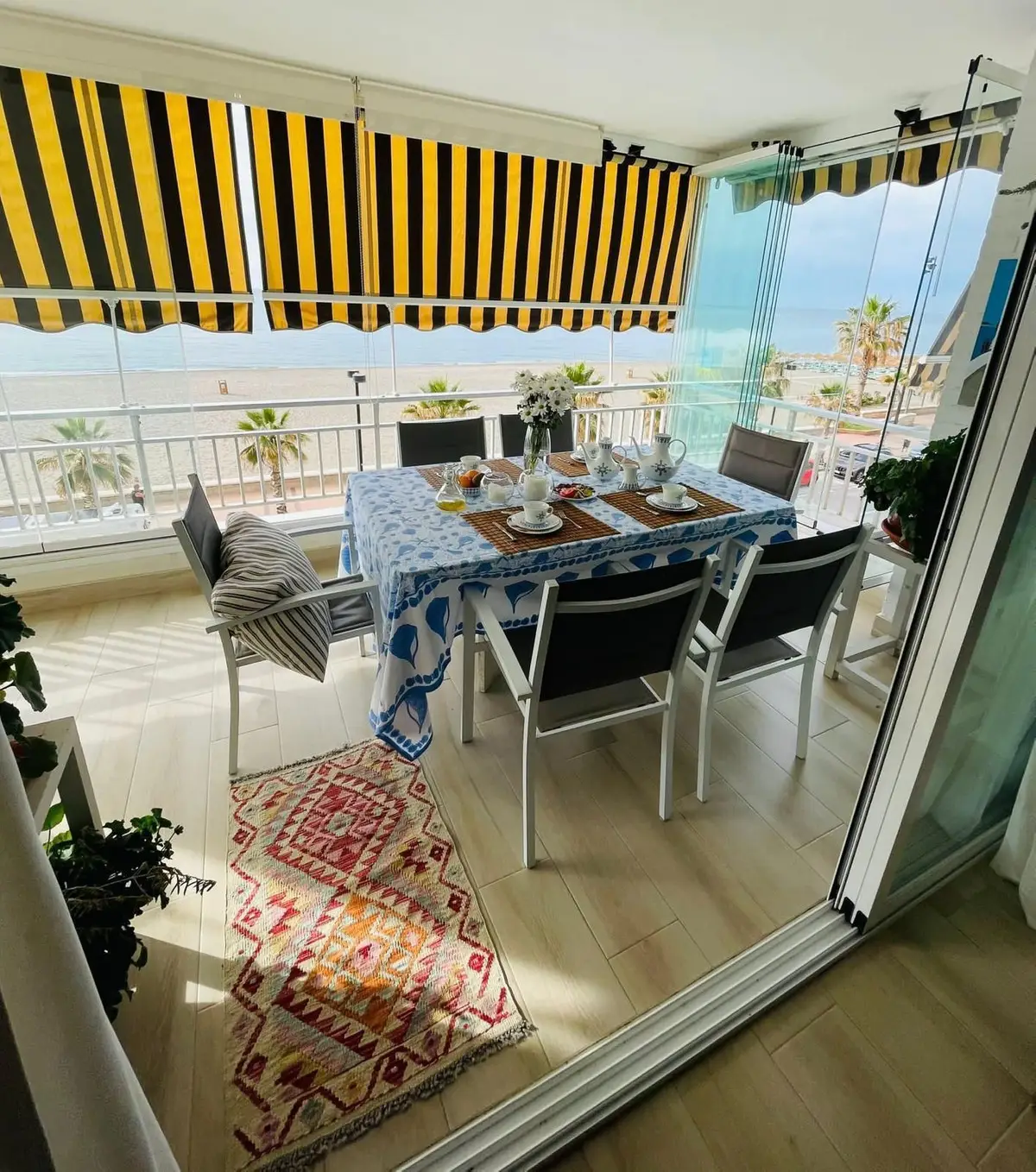 Middle Floor Apartment for sale in Fuengirola — photo 1