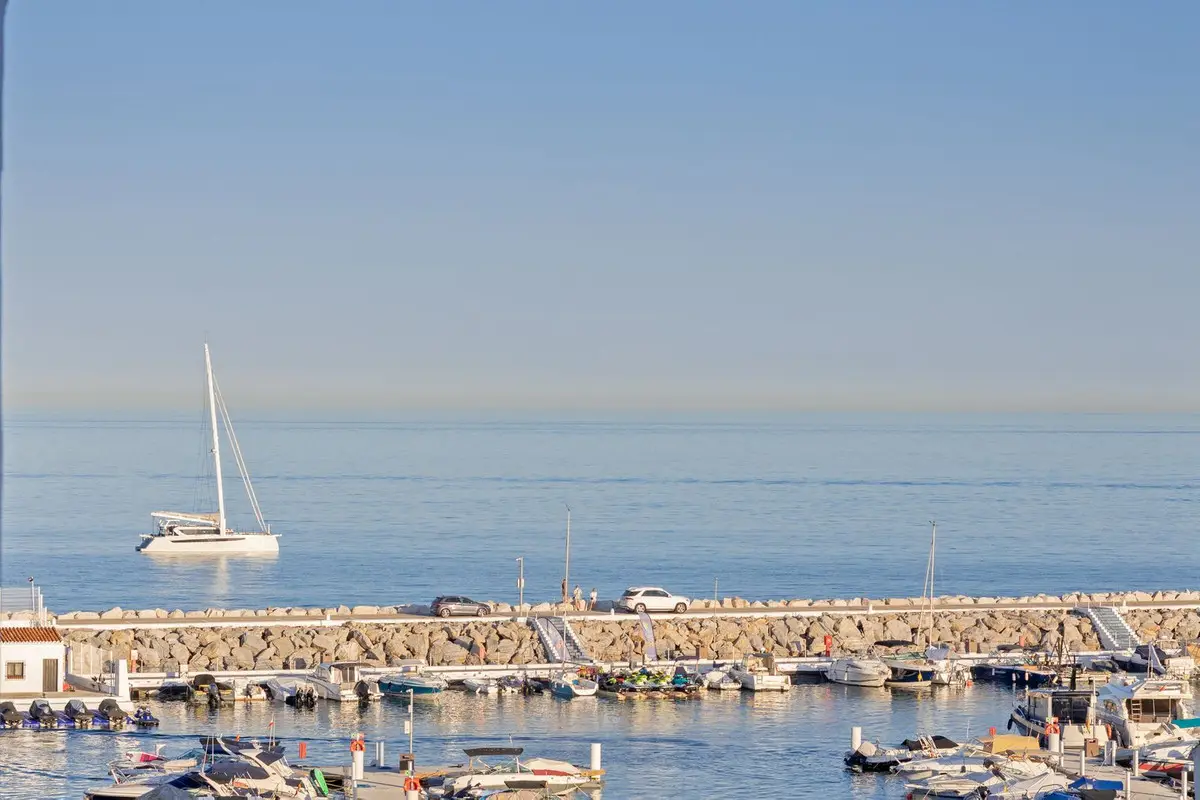 Top Floor Apartment for sale in Puerto Banús — photo 1