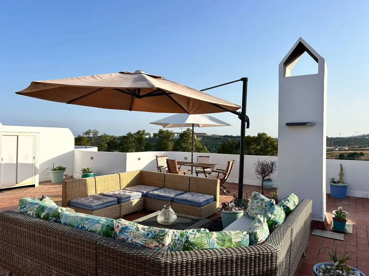 Penthouse for sale in Estepona — photo 1